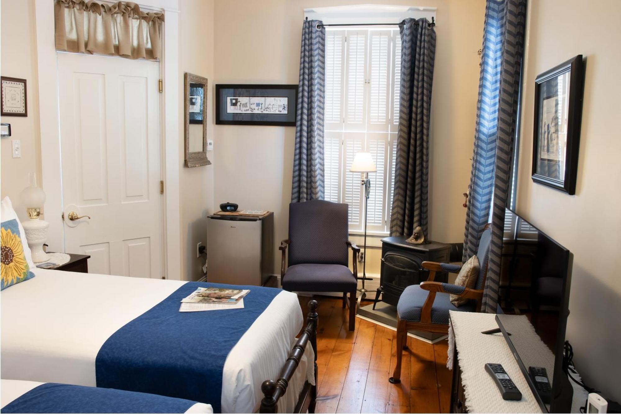 Ej Bowman House Bed & Breakfast Lititz Buitenkant foto