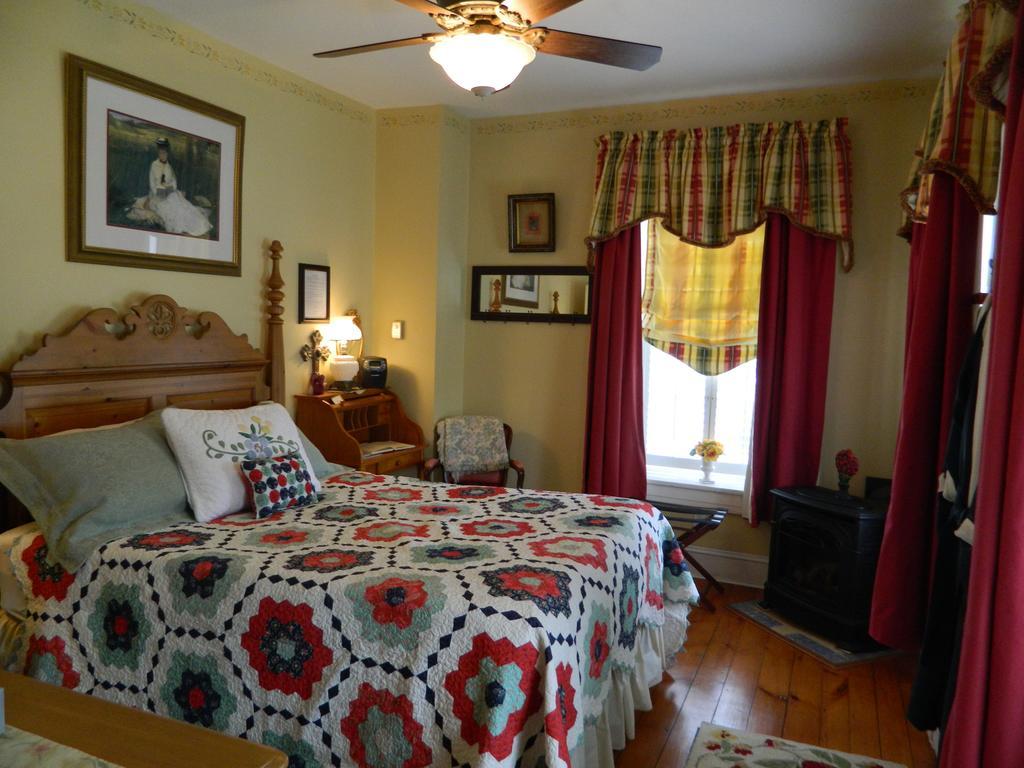 Ej Bowman House Bed & Breakfast Lititz Kamer foto